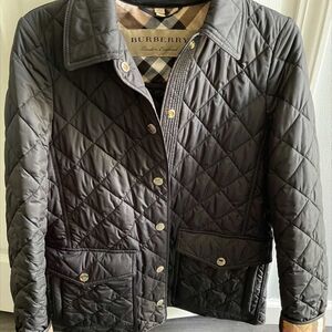 Burberry light quilted jacket